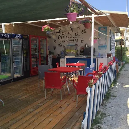 Mola Camping